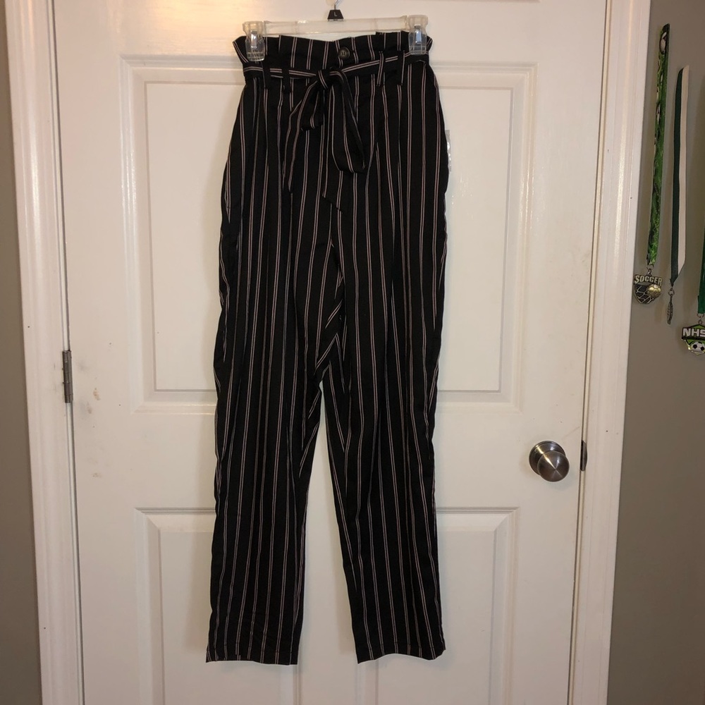 Charlotte Russe wide leg tie pants - Picture 2 of 5